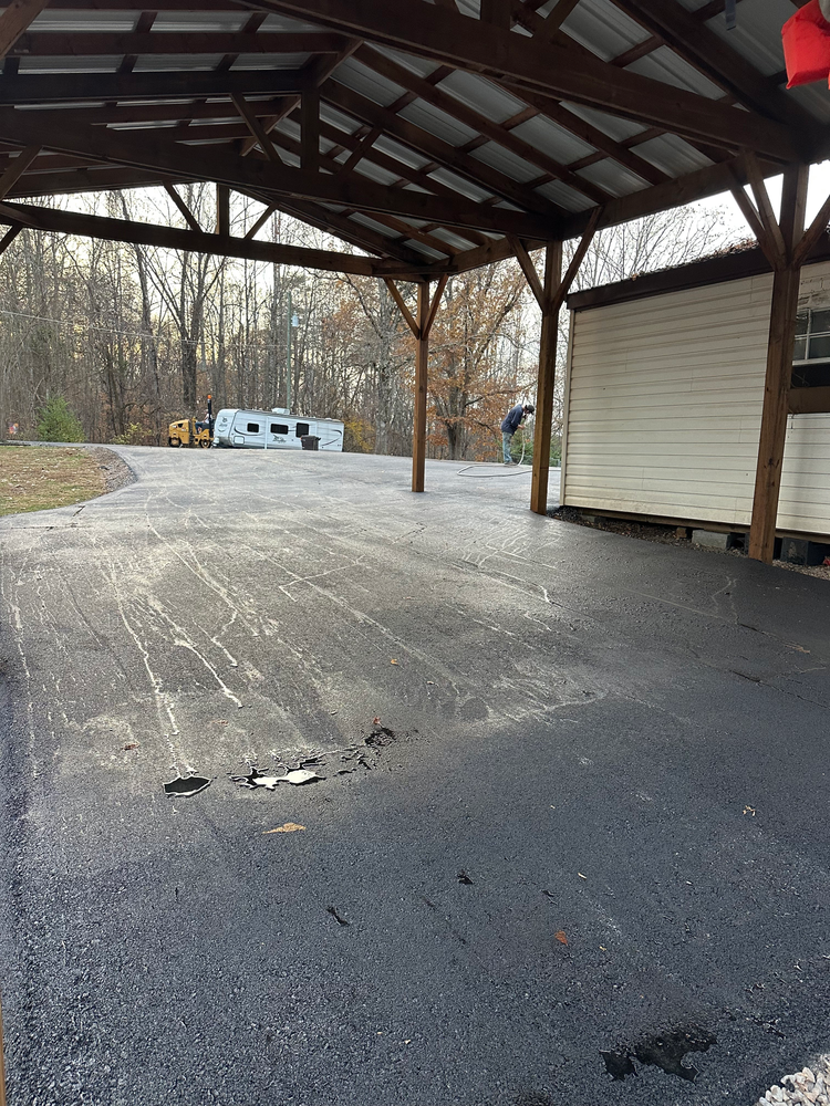 All Photos for Metzler Paving and Sealcoating LLC in Jacksboro, TN