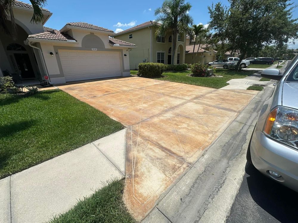 Concrete Cleaning for Hubbard's Pressure Washing in Naples, FL