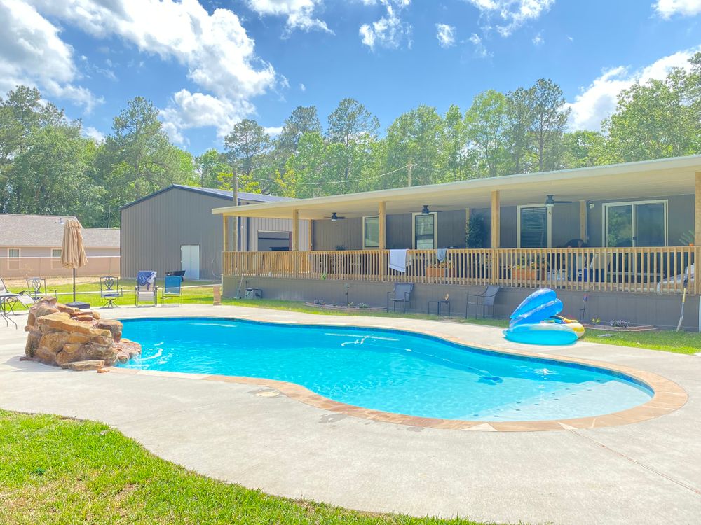 All Photos for Backyard Paradise Pools! in Splendora, TX