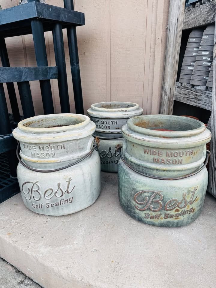 All Photos for Mayfield Landscaping in Staunton, IL