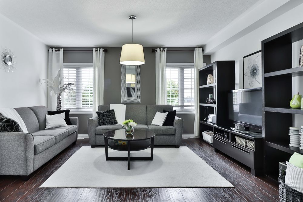 Our Popcorn Removal service efficiently transforms outdated ceilings by eliminating textured finishes, creating a modern and smooth look while enhancing your home’s aesthetic appeal and increasing its value. for Lopez Drywall of North Florida in Jacksonville, FL