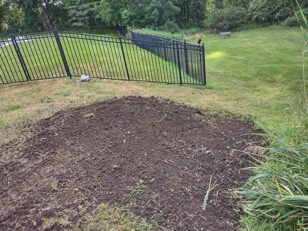 All Photos for TH Property Service, LLC in Manlius, NY