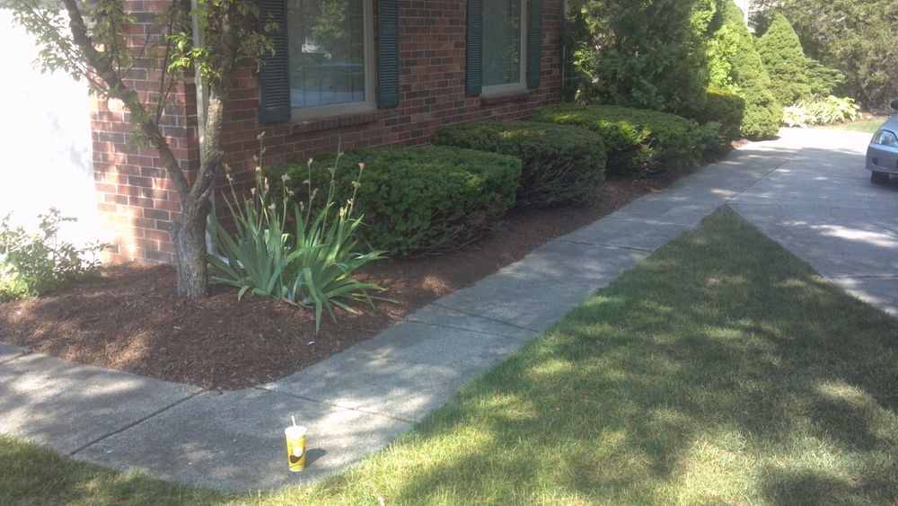 All Photos for Reds Landscaping LLC in Macomb, MI