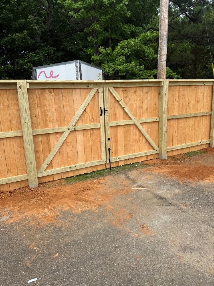 All Photos for Pennington Fence Co in Tupelo, MS