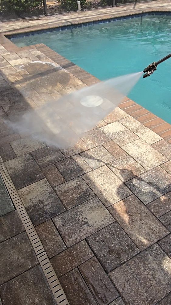 All Photos for BLUE STREAM ROOF CLEANING & PRESSURE WASHING  in Tampa, FL