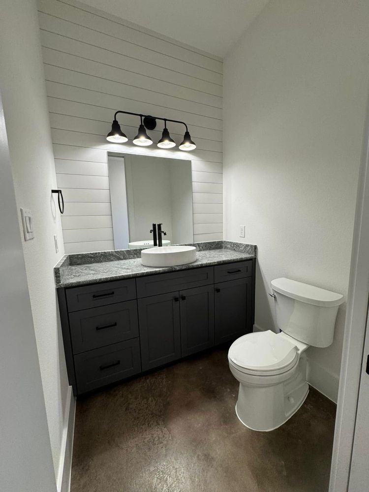 Custom Homes for Tailor Made Custom Homes in Collinsville, TX