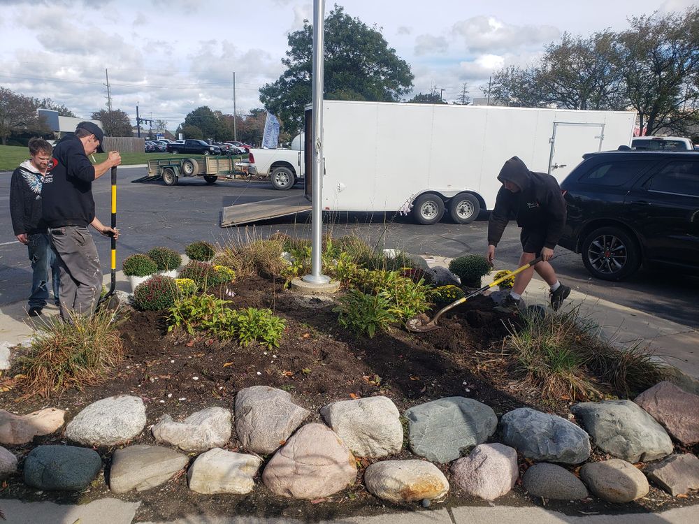 All Photos for Reds Landscaping LLC in Macomb, MI