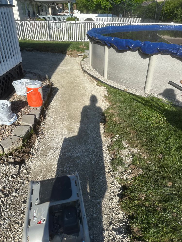 All Photos for Mayfield Landscaping in Staunton, IL