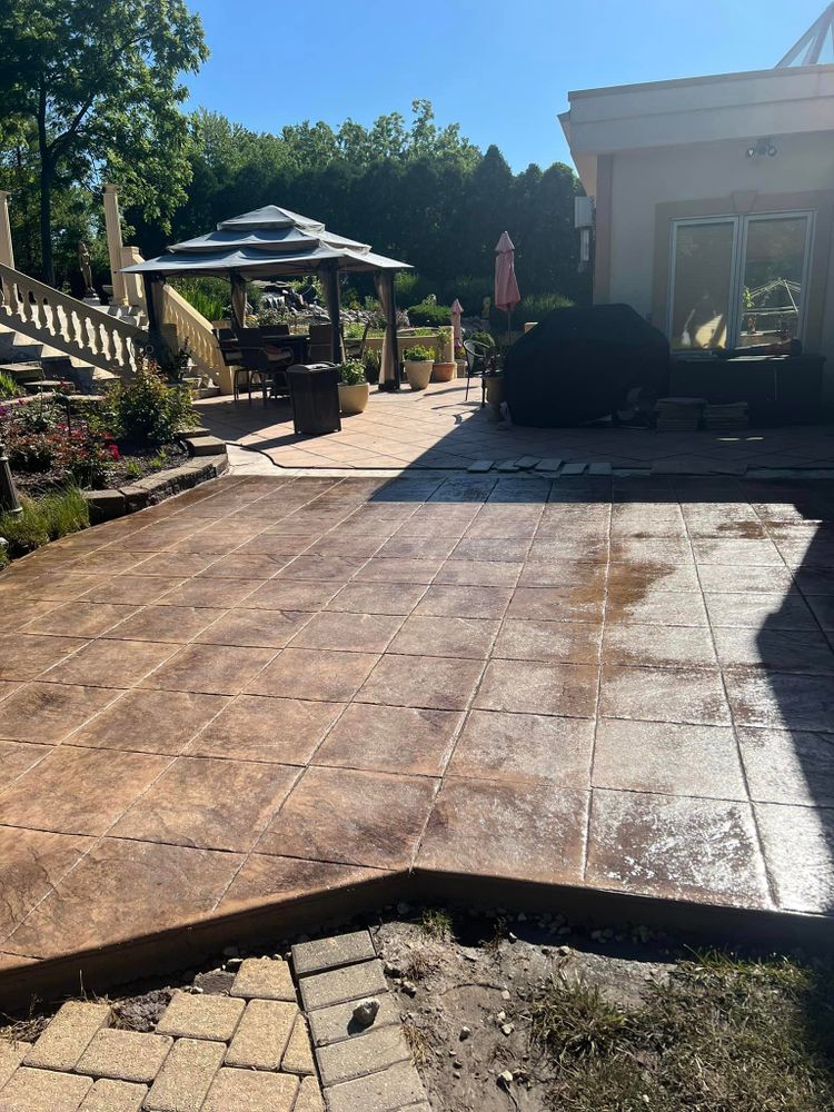   Concrete for Luna Dynasty Concrete in Chicago, IL