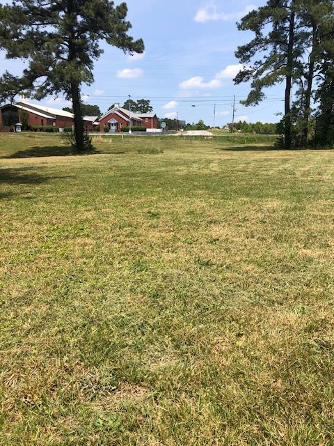 Lawn Care for Early Byrd Landscaping & Lawn Care  in Angier, NC