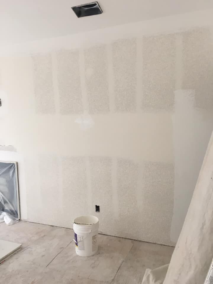 Enhance your home with our expert drywall services, ensuring smooth, flawless walls. Our skilled team handles installation and repairs with precision, providing a perfect canvas for stunning paint finishes. for Proyecto Bay Painting in Pittsburg, CA