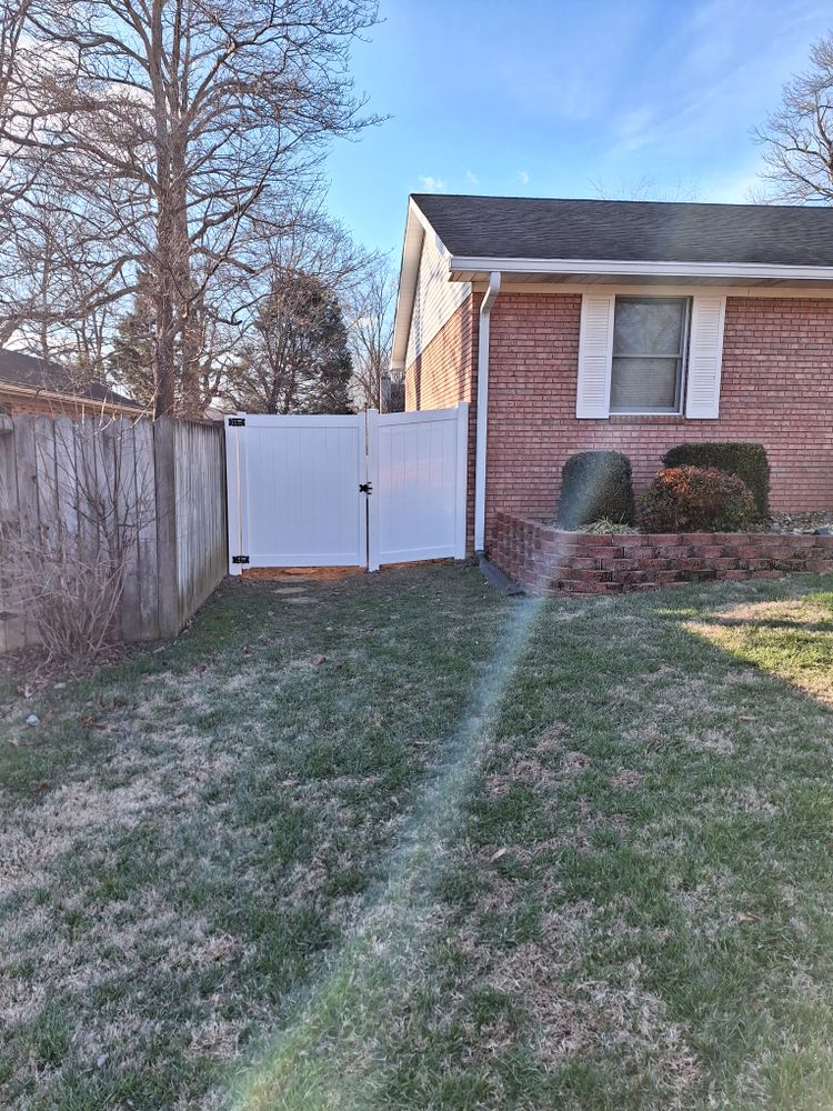 All Photos for Apex Fence in Henderson, KY