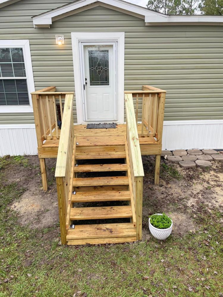 Our Exterior Construction service offers high-quality craftsmanship in building and renovating outdoor structures, including decks, fencing, pergolas, garden boxes and more! Trust us to enhance your home's curb appeal and functionality. for Top Quality Contracting, LLC in Jacksonville, FL