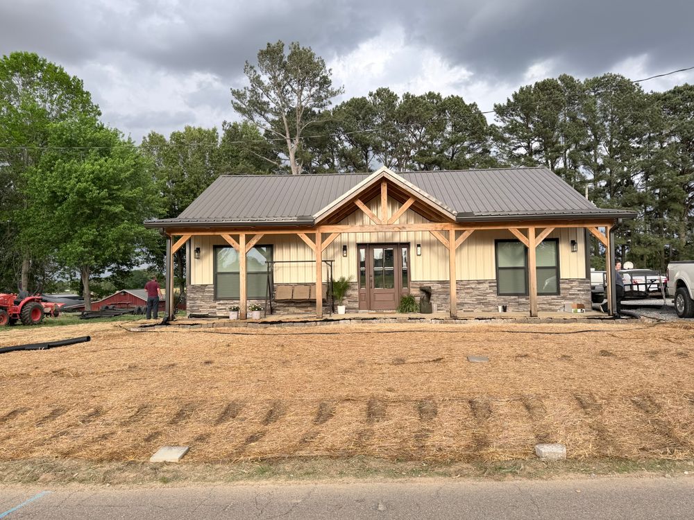 Landscaping for Apex Lawn & Landscaping INC in Dyersburg, TN
