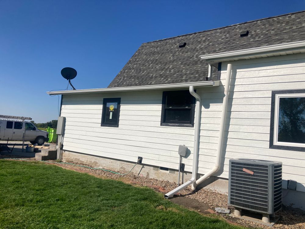 All Photos for The Gutter Man Seamless in Lexington, NE