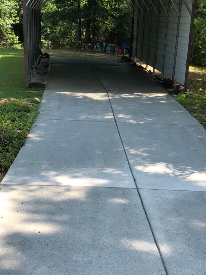 Driveway Cleaning for Aftermath Pressure Washing & Roof Washing & Soft Washing LLC in  Conyers, GA