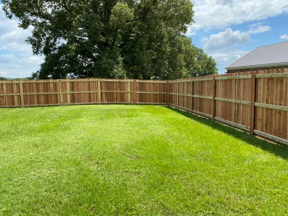 Custom Wooden Fences for Manning Fence, LLC in Hernando, MS