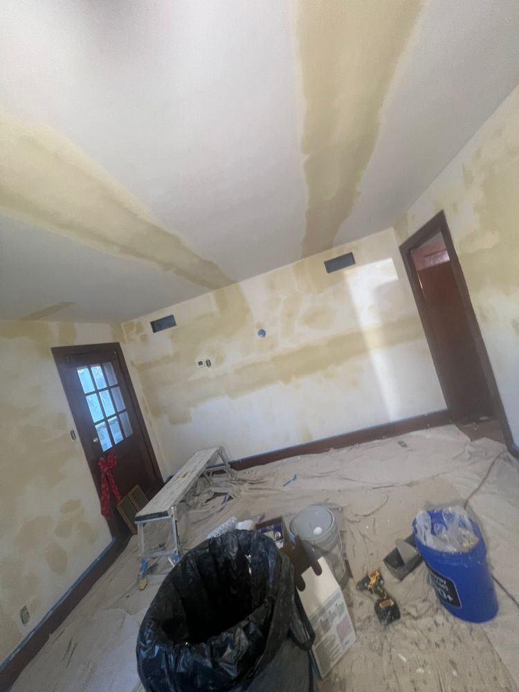 Interior Painting for TL Painting in Joliet, IL