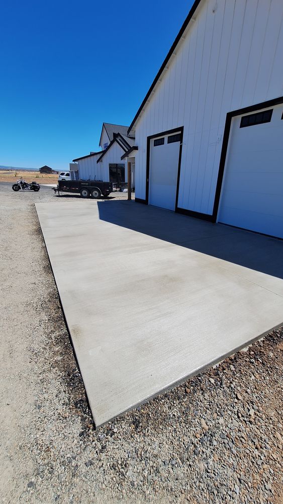 Garage Aprons for Richardson Restoration and Concrete in Ellensburg, WA