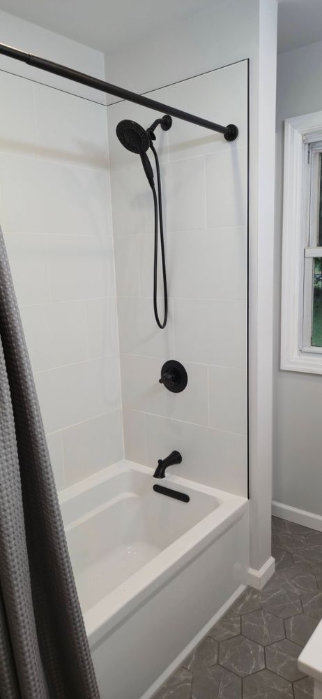 Bathrooms for J.D. Waxman Contracting in West Albany, NY