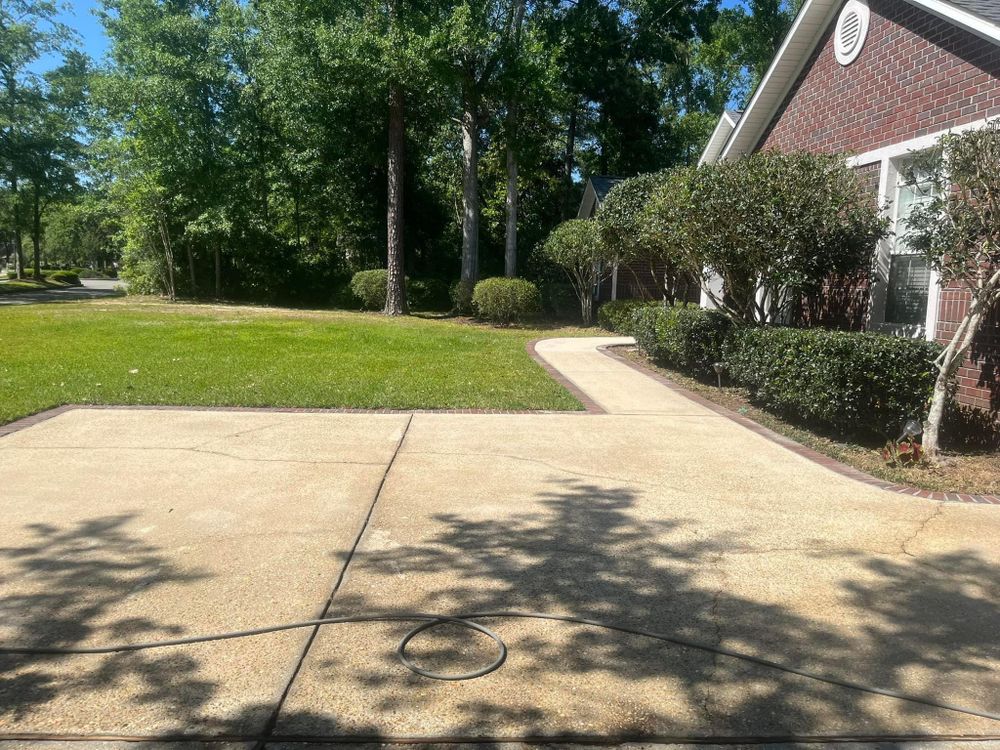 All Photos for All-Star Lawn Care & Soft Washing in Mobile, AL