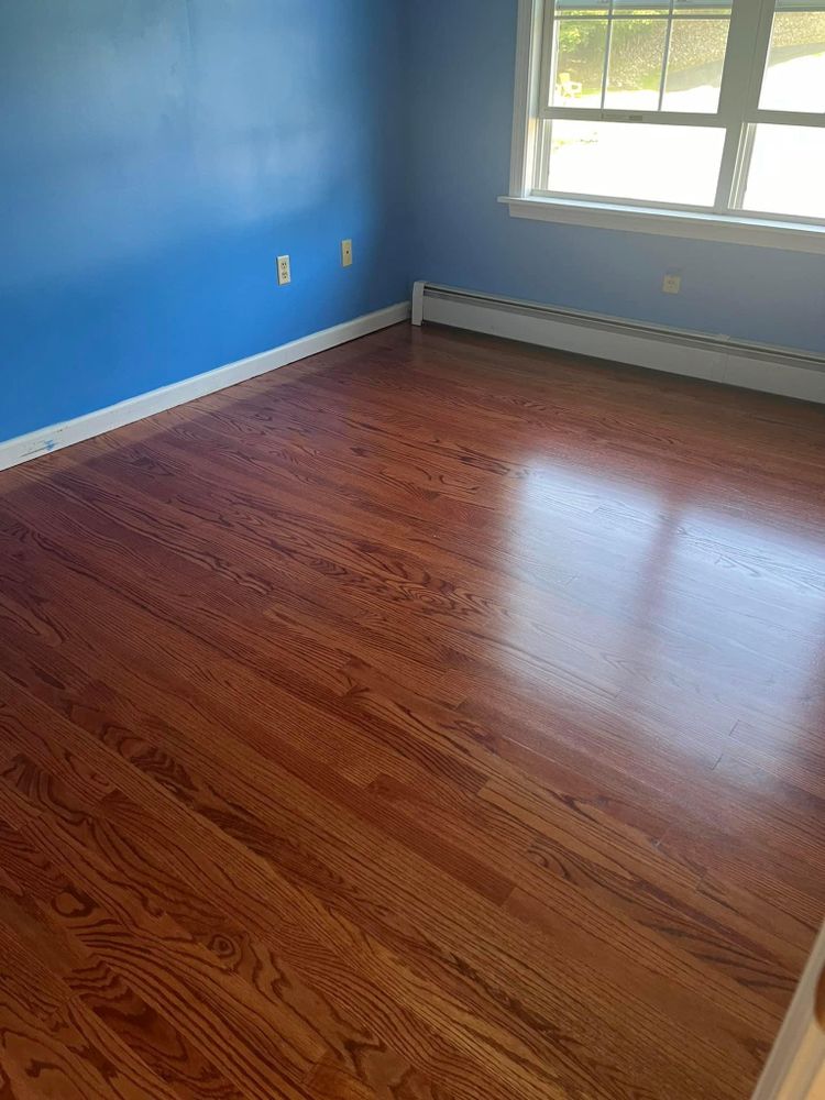 All Photos for Laura Mae Properties in Wolcott, CT