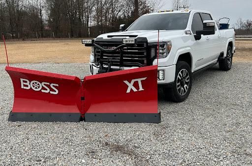 Lawn Maintenance for R & R Landscaping and Services, LLC in Poplar Bluff, MO