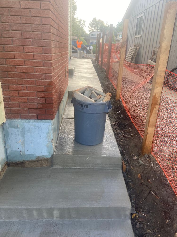 Residential Concrete for  LG Contractors in Denver, CO