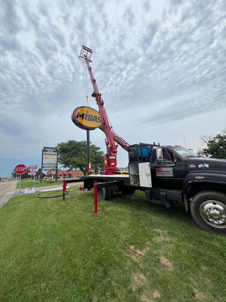 All Photos for MTZ Signs in Janseville, WI