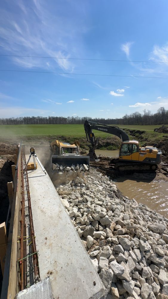 All Photos for Travis Excavating LLC in Olney,, IL