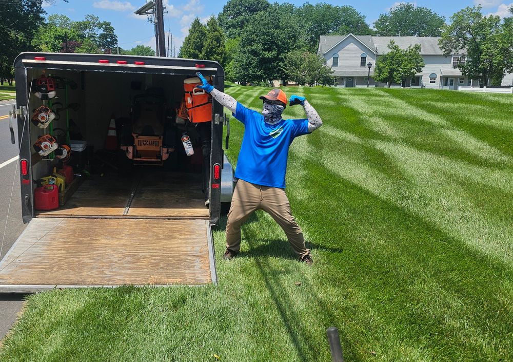 Full Service for DBs Lawn Care in Westampton Township, New Jersey