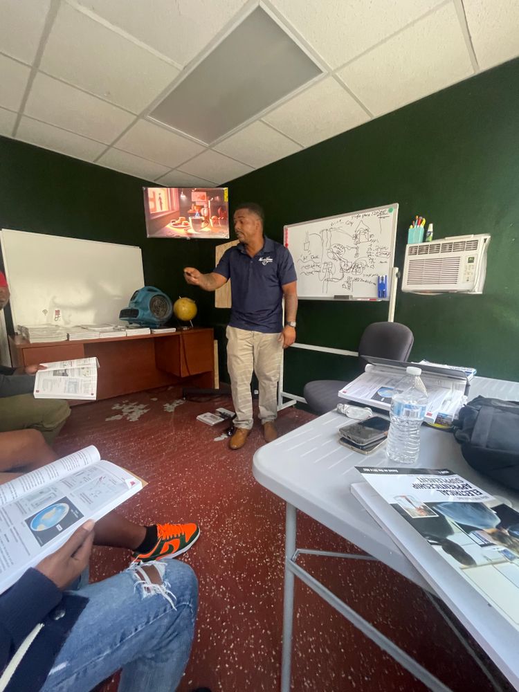 All Photos for Nominal Voltage in Orlando, FL