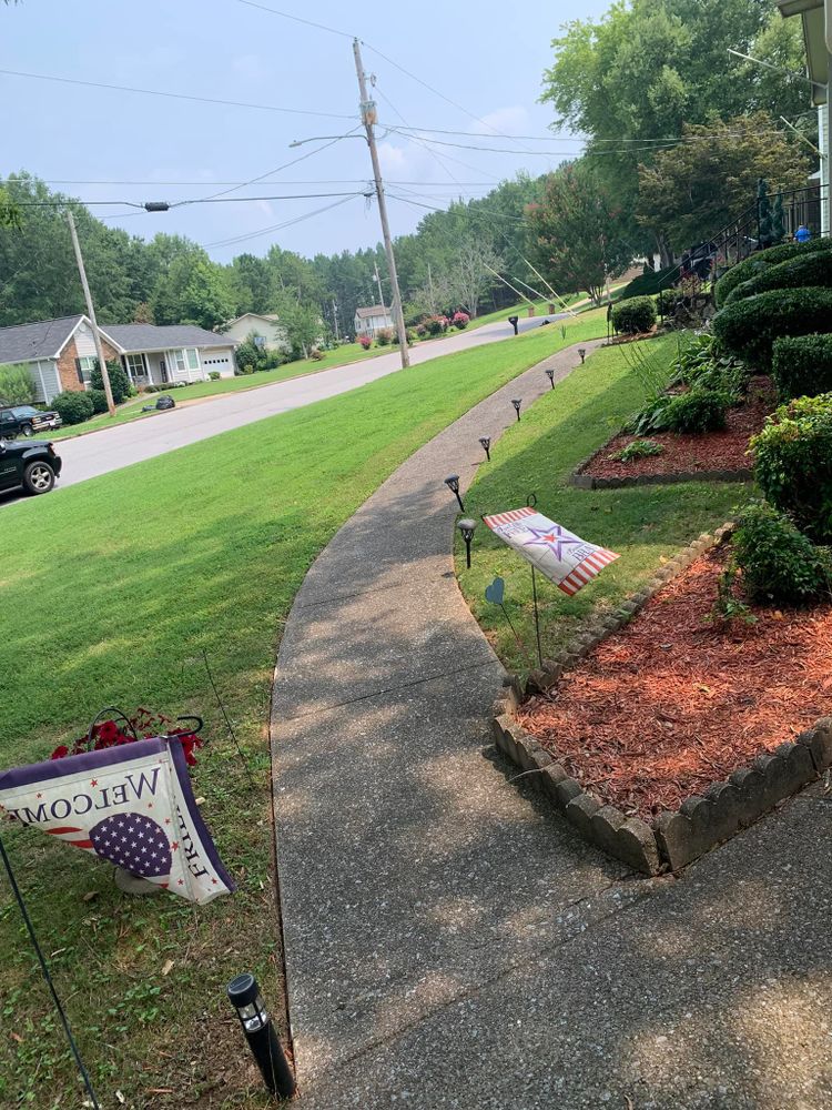 Lawn Care for I&J MicroMegas Lawncare LLC in Jacksonville, AL