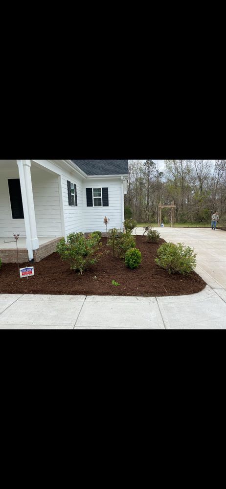 Wake & Franklin Grounds Maintenance team in Raleigh, NC - people or person