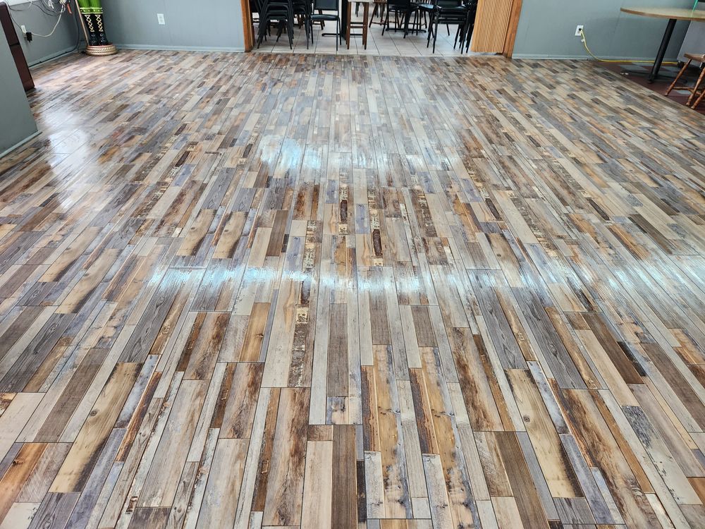 Wood Floor for Sammy's Carpet Cleaning in Lewis County, TN