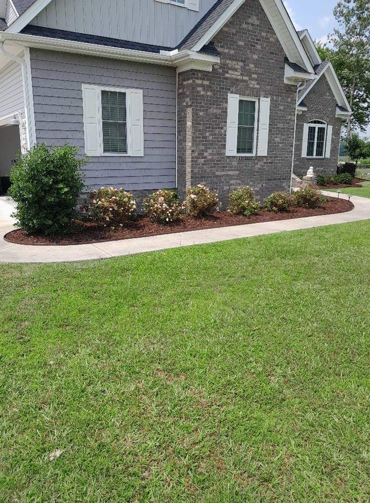 Landscaping for Handy Al's Landscaping LLC in Greenville, NC