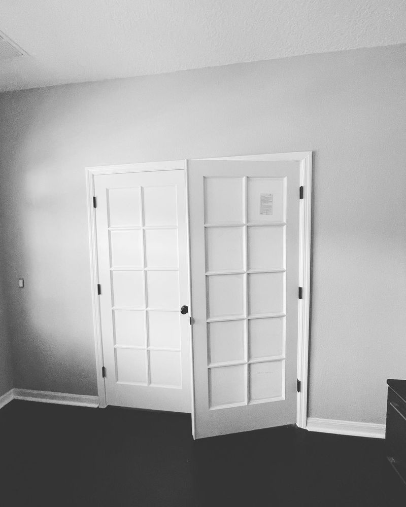 Enhance your home's beauty with our expert interior painting service, offering precision, quality paints, and timely completion. Transform any space into a vibrant masterpiece tailored to your unique style and preferences. for Color Me Fresh Painting in Orlando, FL