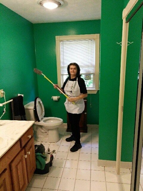 Bathroom Cleaning for Rocking Robins Maids LLC  in Louisville, KY