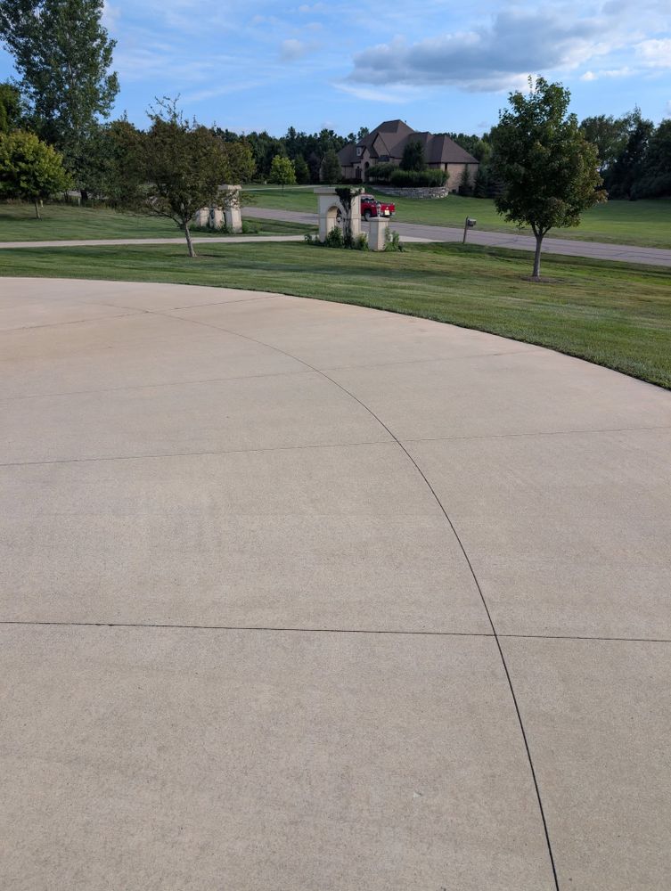 All Photos for Kingdom Power Washing & Window Cleaning in Flushing, MI