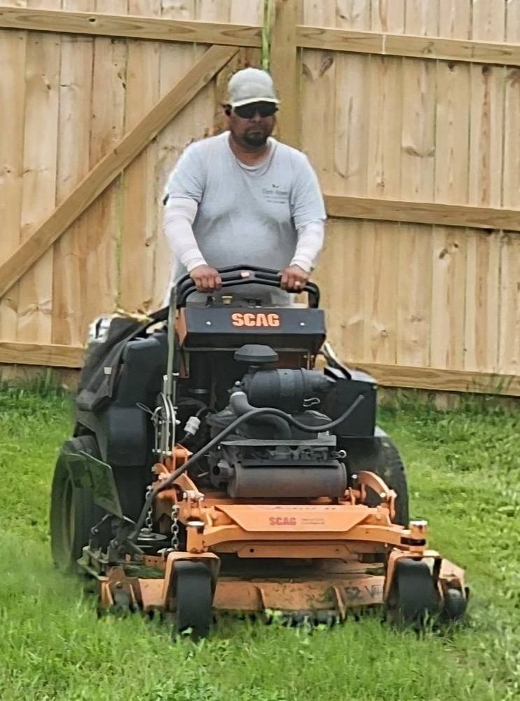 Mowing and Trimming for Curb Appeal Lawn Care in Kansas City, Kansas