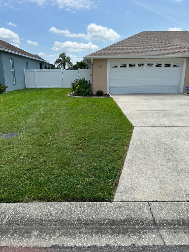 All Photos for Estrada All Pro Lawn Service in Auburndale, Florida