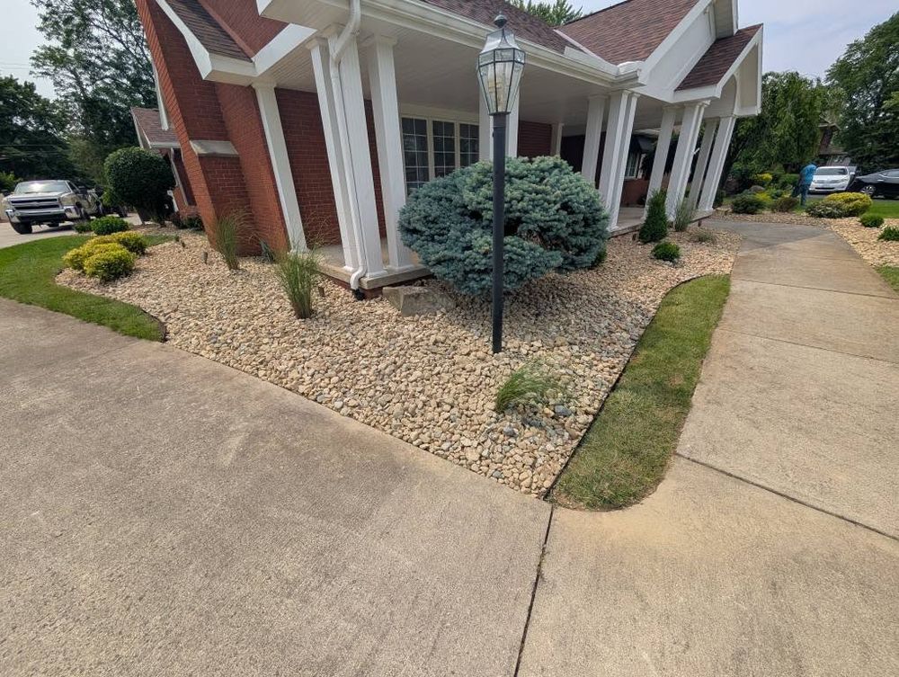 Landscaping for Knapps Landscaping and Lawn Care in Marion, OH
