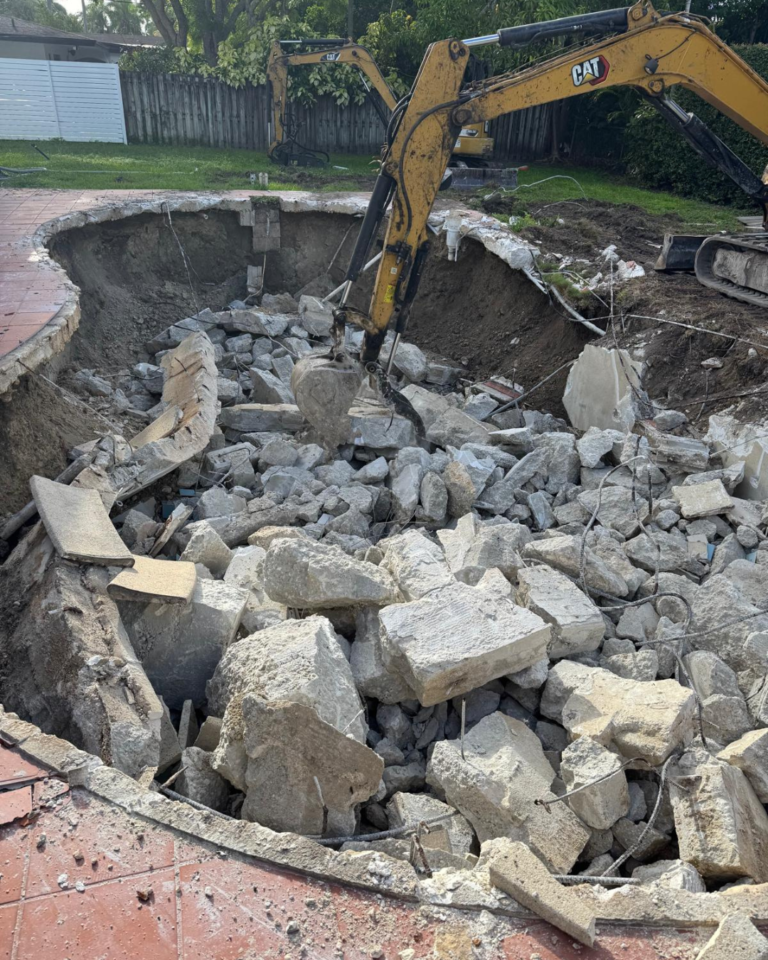 Our Disaster service responds quickly after storms or emergencies, removing hazardous trees and debris safely to protect your home, restore access, prevent further damage, and help you recover with confidence. for Nurry Tree Services in Miami, FL