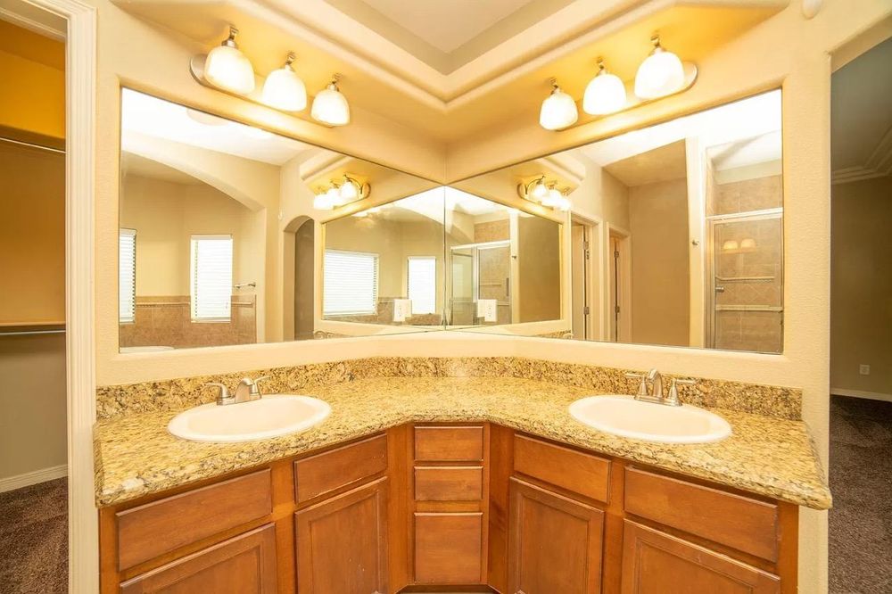 All Photos for Kings Tile LLC Bathroom Remodeling in San Antonio, TX