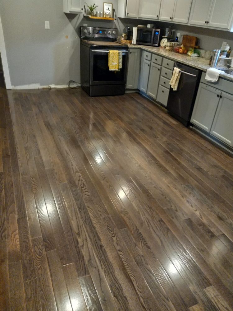 Flooring for Middle Tennessee Wood Floors in Clarksville, TN