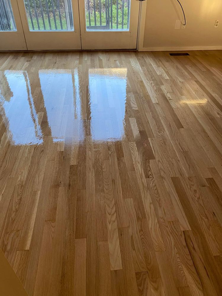 All Photos for Laura Mae Properties in Wolcott, CT