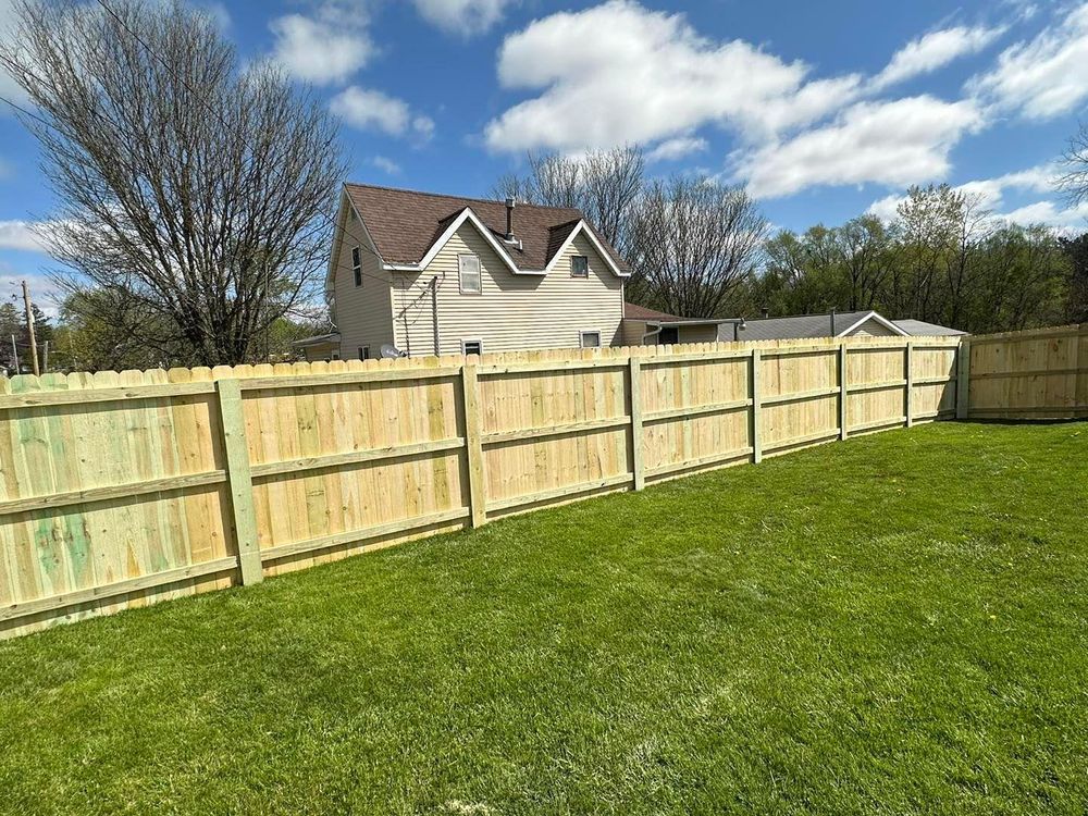 Fence Installation for Illinois Fence & outdoor co. in Kewanee, Illinois