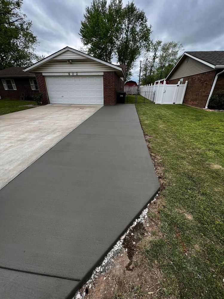  Concrete for Modern Concrete LLC in Lowell, AR