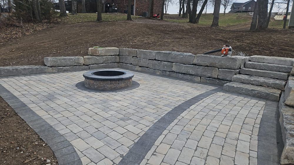 Hardscaping for Viking Dirtworks and Landscaping in Gallatin, MO