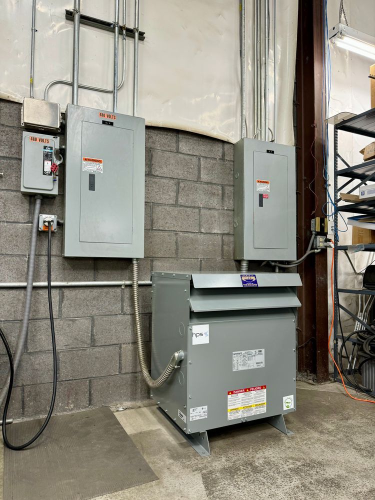 All Photos for Daniels Electric in Groveland, MA